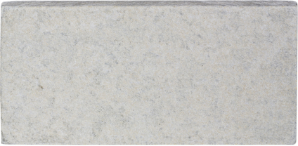 Rektangulär ljusgrå fibercementskiva med jämn yta och svaga mönster.