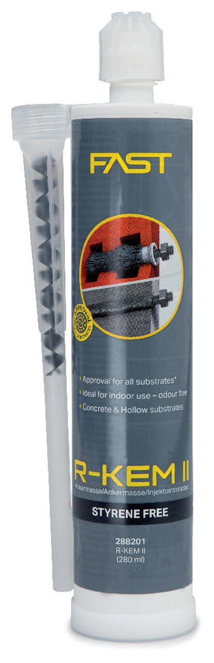 Kassett med etiketten "FAST R-KEM II" och "Styrene Free", innehåller blandarmunstycke.